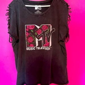MTV roses faded top